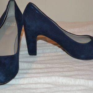 Navy Blue Suede Pump